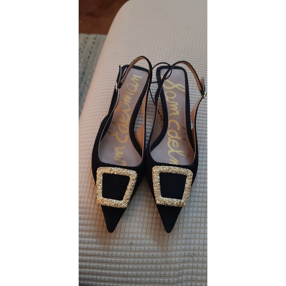 Sam Edelman Black Women's Shoes with Gold Buckle 8.5 Gently Used - Picture 2 of 8